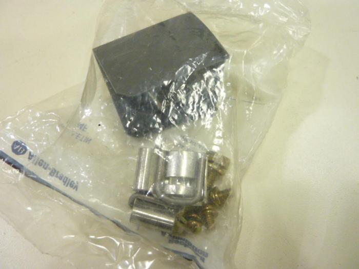 ALLEN BRADLEY 30 Amp Fuse Block Plate 1494F-C633 SER B #43487