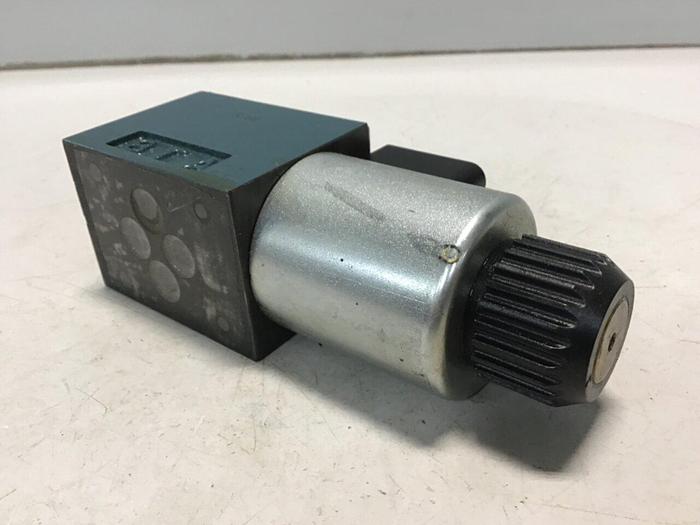 Used BOSCH Valve 0 810 091 266 #120511