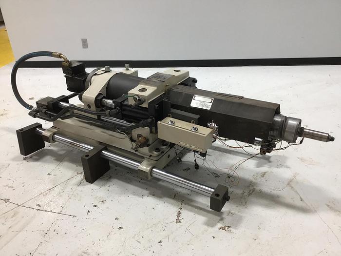 Used CINCINNATI MILACRON 7 Oz Injection Unit VH250-7 / IU Used #145341