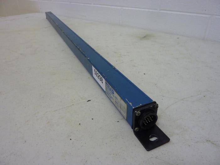 Used TRIAD Light Curtain MG-40-AB-AU-ER USED