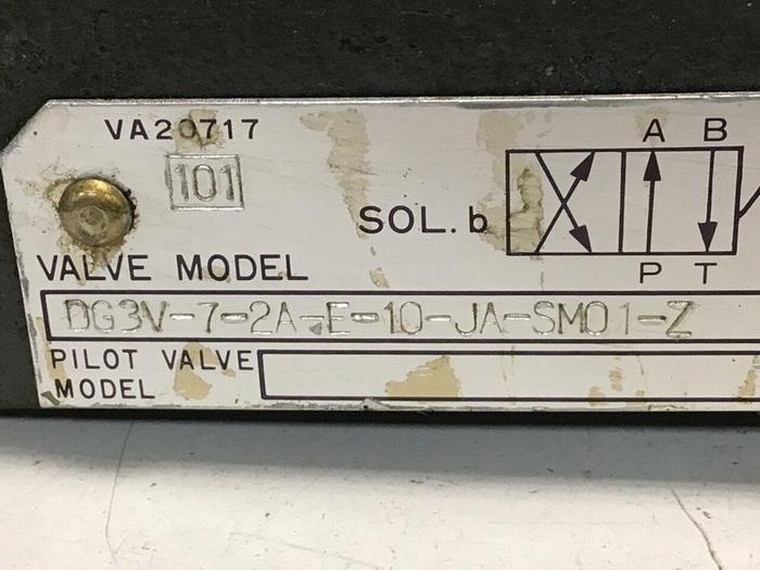 Used VICKERS Valve DG3V72AE10JASM01Z #115414