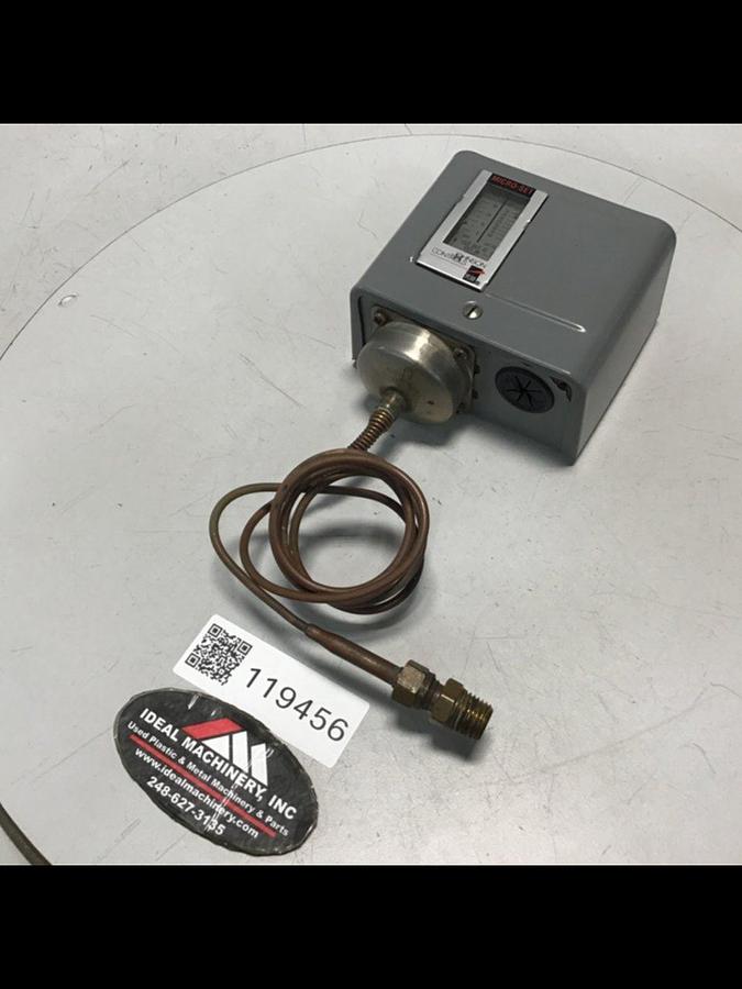 Used JOHNSON CONTROLS Pressure Control Switch P70AA-116 USED