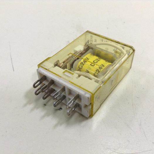 Used IDEC Relay RY22S-U #76353
