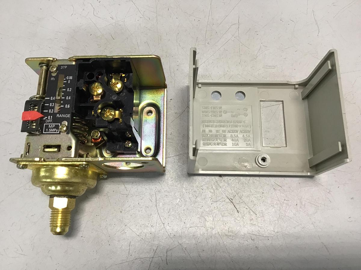 Used SAGINOMIYA SEISAKUSHO Pressure Sensor SNS-C106Z013 USED