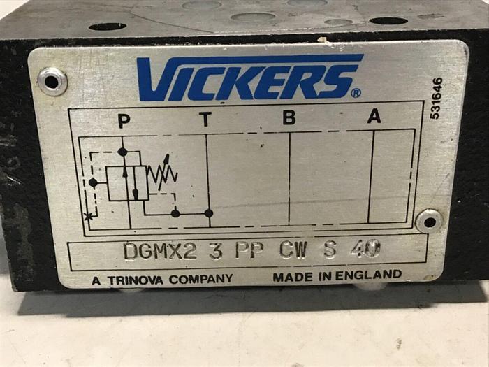 Used VICKERS Pressure Reducing Valve DGMX2-3-PP-CW-S-40 #132060