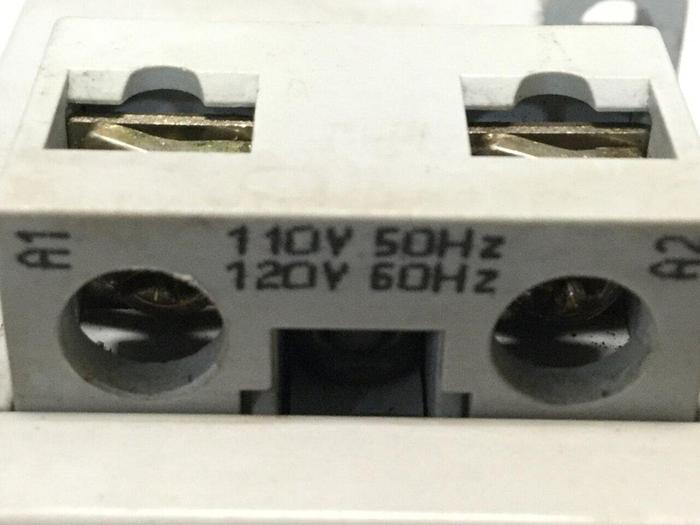Used ALLEN BRADLEY Contactor 100-C09.10 SER A #109502