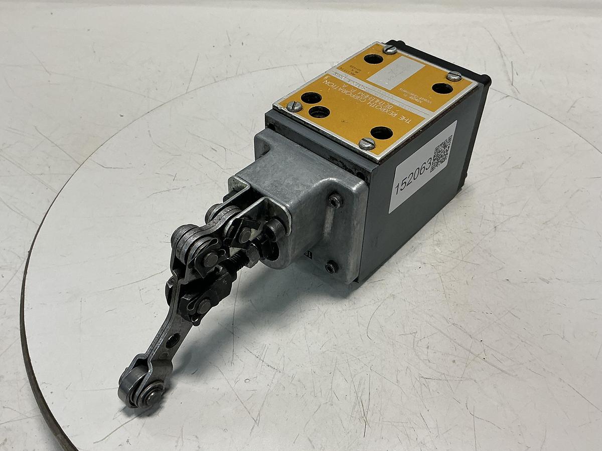 Used REXROTH 5-4WMRC 10 D30/SO122 S043A 958