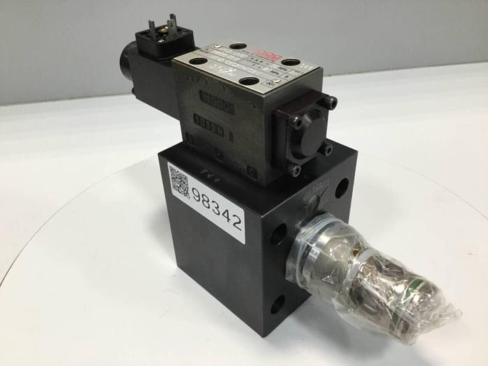 Used MOOG Valve CCE25A6RH1X06P15B12 #98342