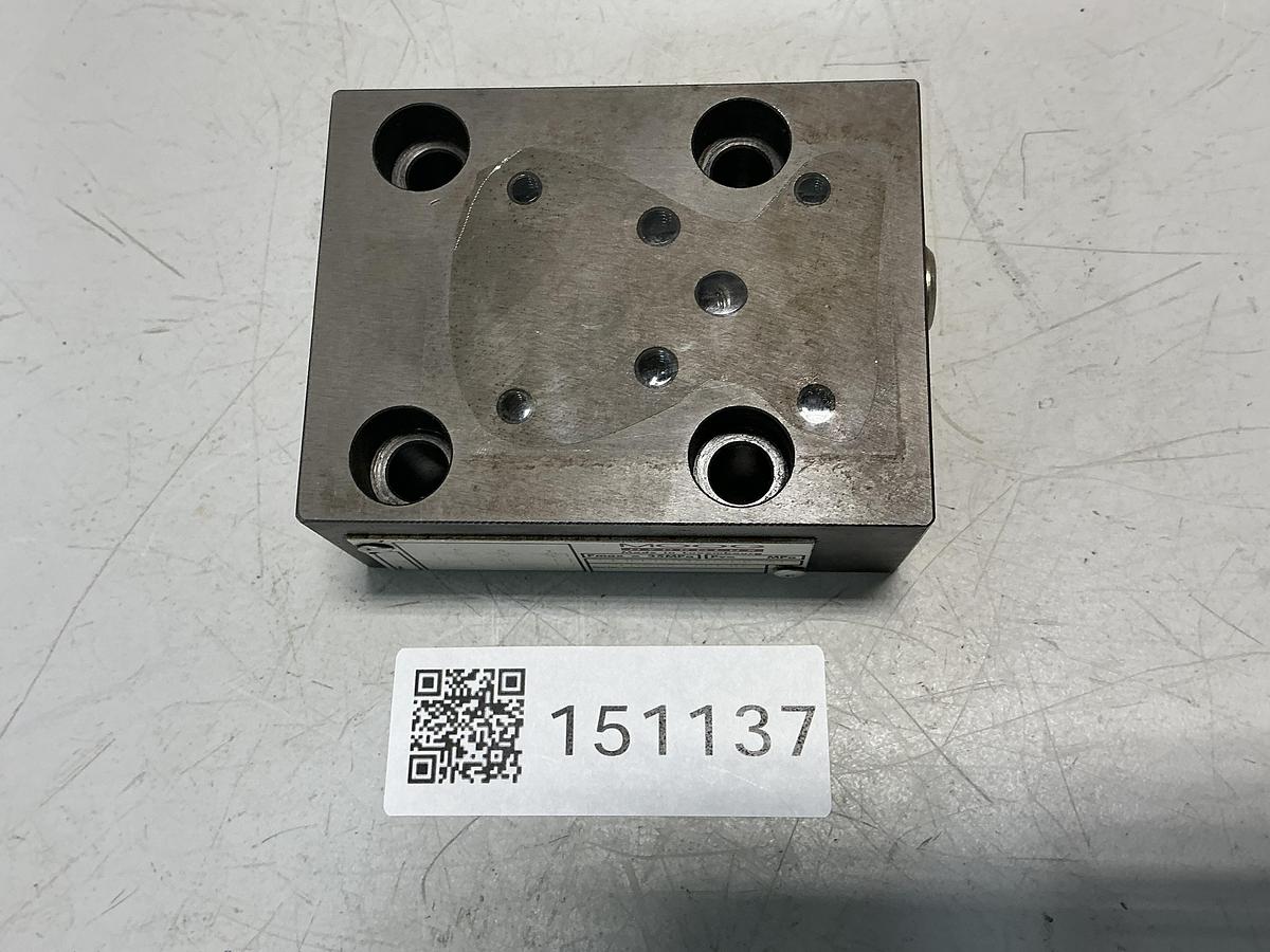 Used MOOG HYDROLUX CCE16B6RMA0V06/A12