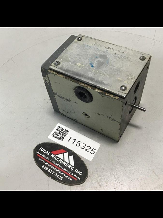 Used VICKERS Directional Valve DG4S4 017B W B 50 USED