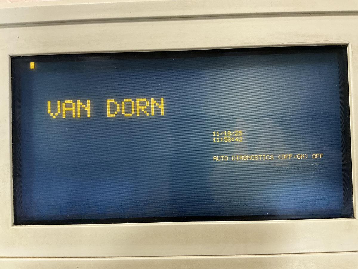 Used VAN DORN 6ES5398-0KB1 OPERATOR PANEL USED #151656