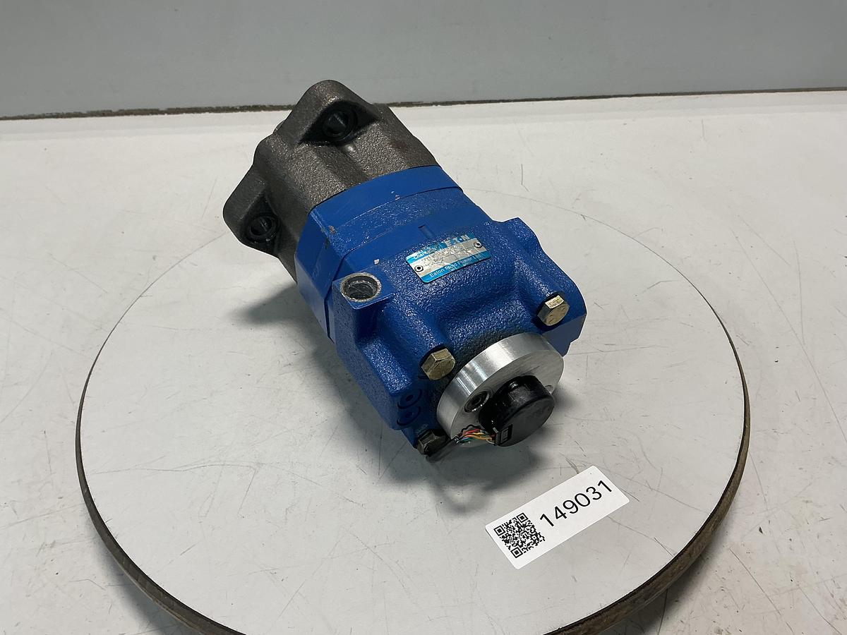 Used CHAR-LYNN / EATON 2TH08AS2S-E