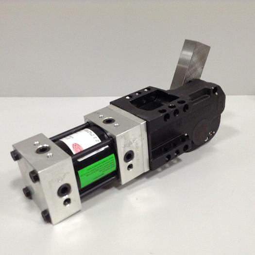 Used DESTACO Pneumatic Hold Clamp 991MAR-001M-225A-18-33-DS #90107