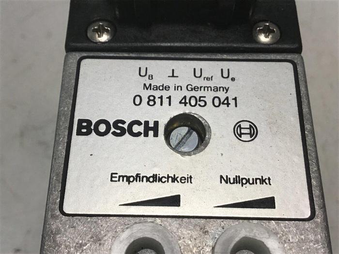 Used BOSCH Hydraulic Valve 0 811 402 034 #137794