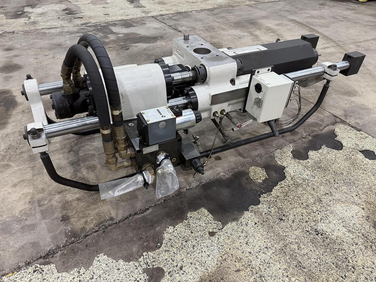 Used CINCINNATI MILACRON VSX 55-2.27 INJECTION UNIT