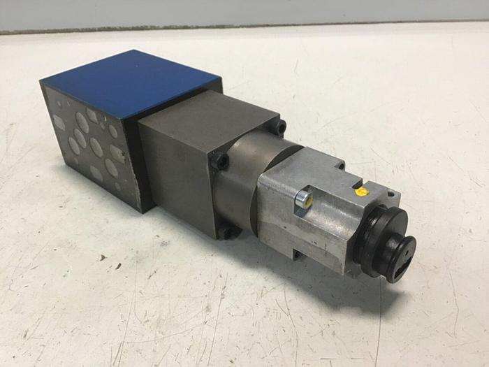 Used BOSCH Servo Proportional Valve 0 811 403 001 Used
