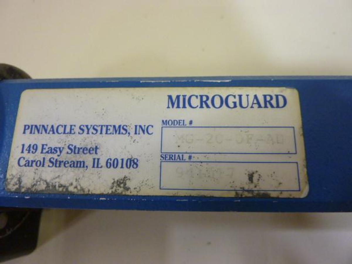 Used PINNACLE SYSTEMS INC Light Curtain Receiver MG-20-OF-AU USED
