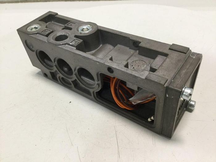 Used NUMATICS Manifold Block Base 229-676 #109897