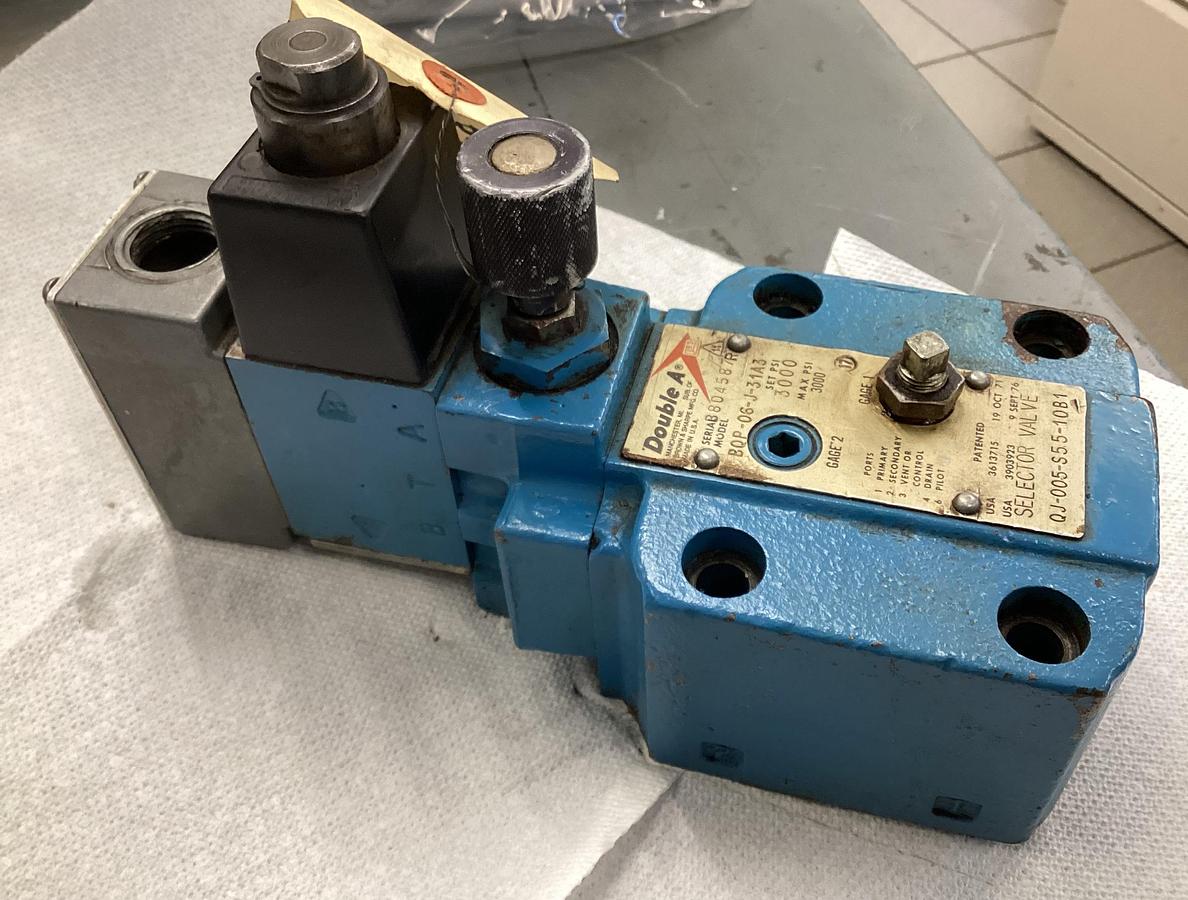 Used DOUBLE A Selector Valve BQP-06-J-31A3 #37375