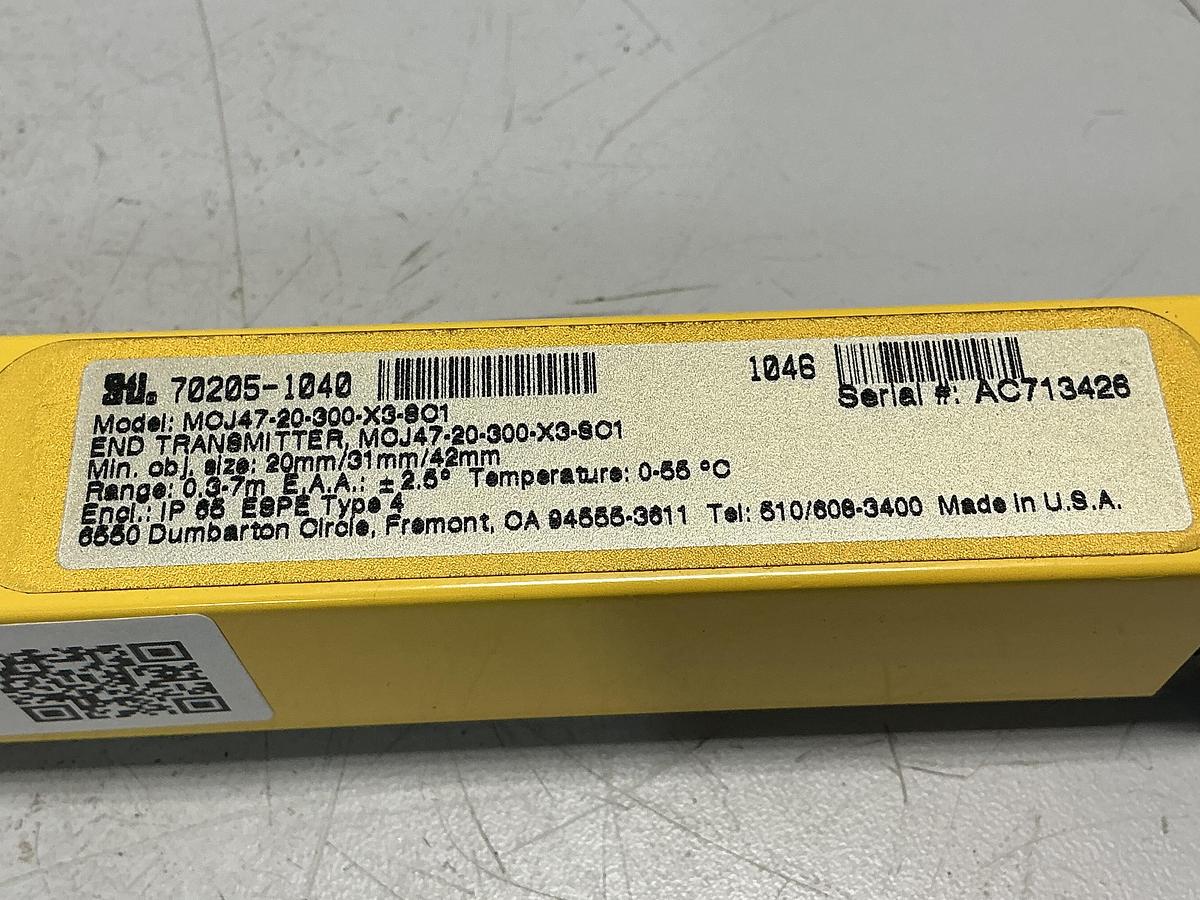 Used STI MCJ47-20-300-X3-801 Light Curtain