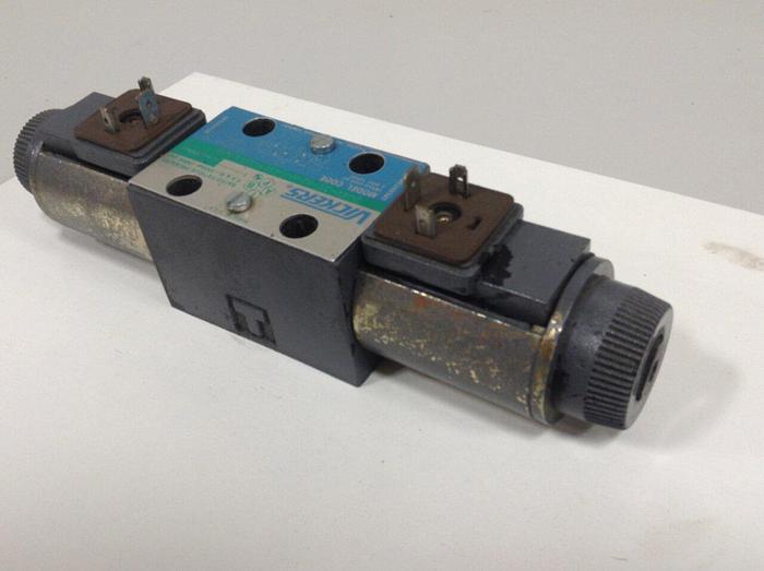 Used VICKERS Solenoid Valve DG4V-3S-6C-M-U-HL7-60-EN490 Used