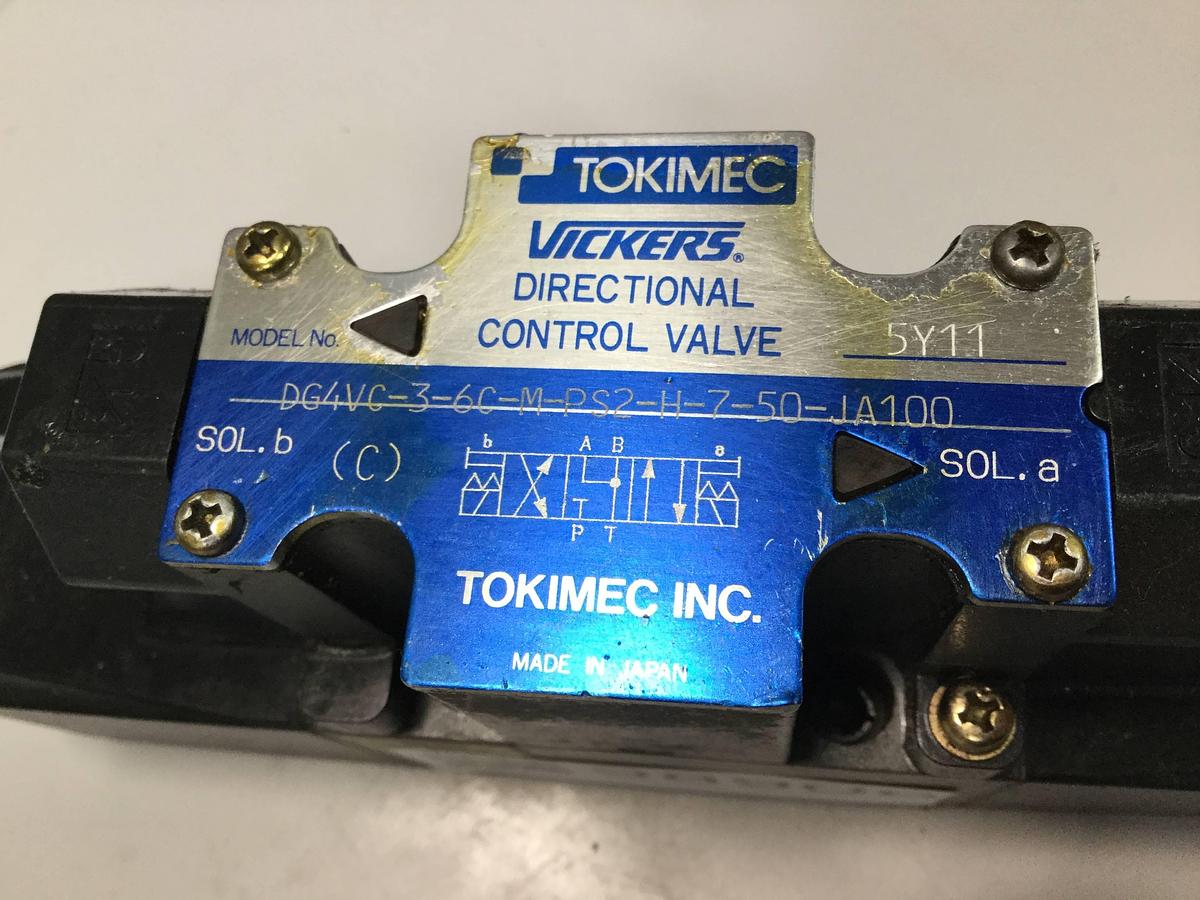Used VICKERS Directional Control Valve DG4VC36CMPS2H750JA100 USED