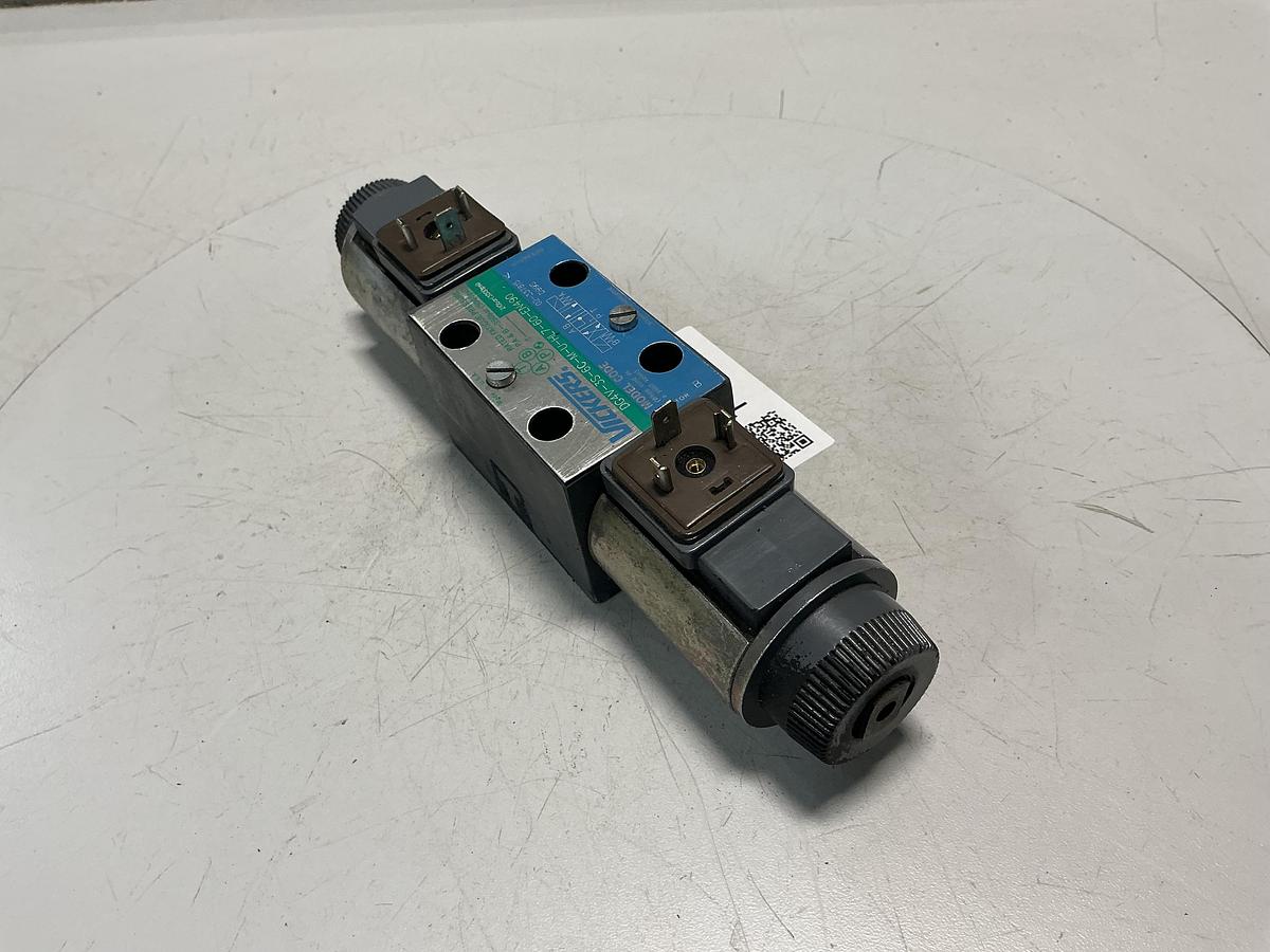 Used VICKERS DG4V-3S-6C-M-U-HL7-60-EN490