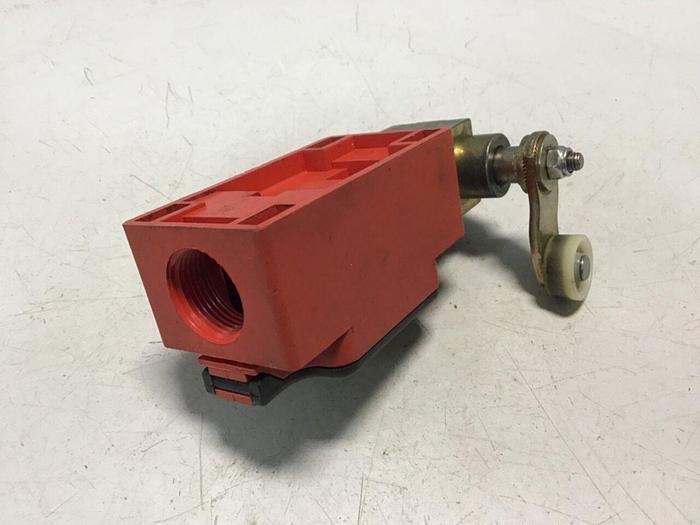 Used BERNSTEIN Limit Switch ENK-UV1Z AHS-V Used