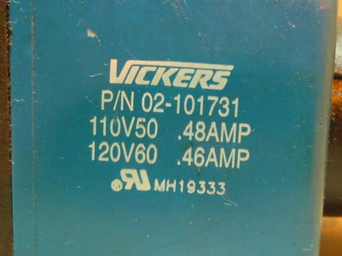 Used VICKERS Pilot Valve DG4V3S0BLMFTWLB560 #35172