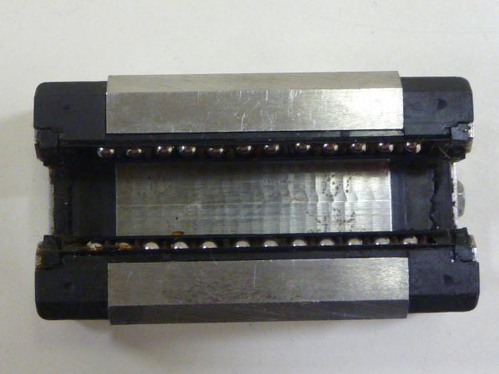 Used THK Runner Block / Ball Rail R162211322 #64001