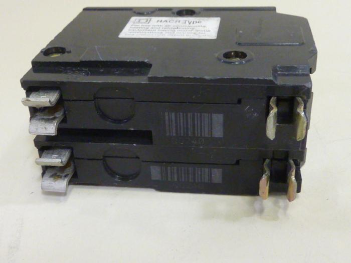 Used SQUARE D 40 Amp Circuit Breaker QO240 #64286