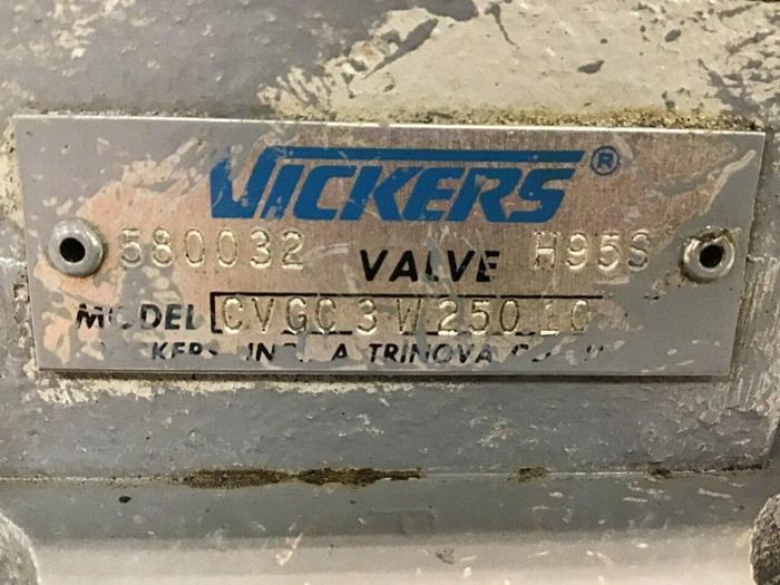 Used VICKERS Valve DG4V30CMFWB660EN21 #138829