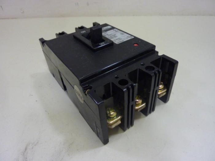Used FUJI ELECTRIC 5 Amp Circuit Breaker SA53-5 #46744
