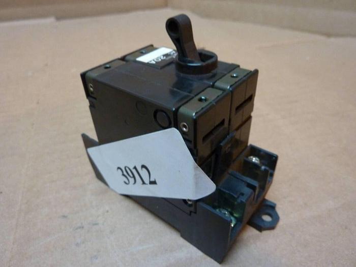Used FUJI ELECTRIC 20 Amp Circuit Protector Breaker CP32EM/20W #3912