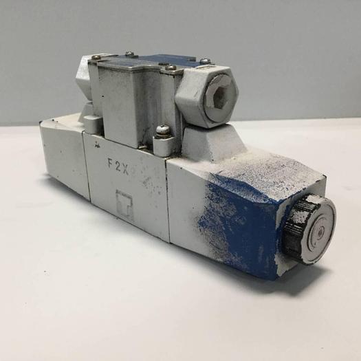 Used VICKERS Tokimec Directional Control Valve DG4V37CMP7H750 #91753