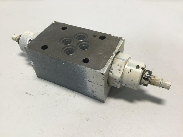 Used TOKIMEC Valve DGMFN-3-X-A2W-B2W-41J #106400