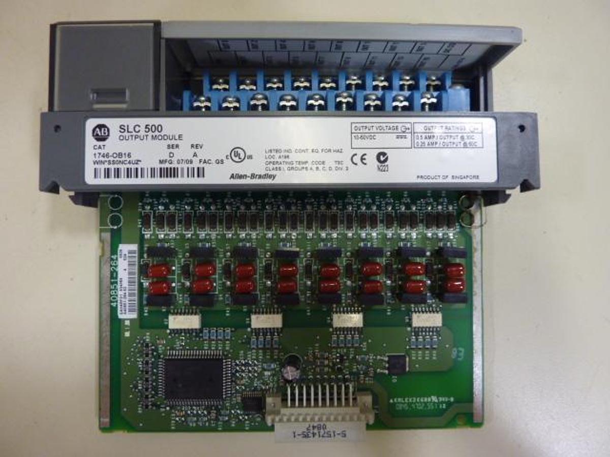 Used ALLEN BRADLEY Output Module 1746-OB16 SER D Used