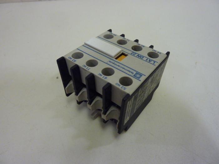 Used TELEMECANIQUE Contactor LA1DN22 #57208