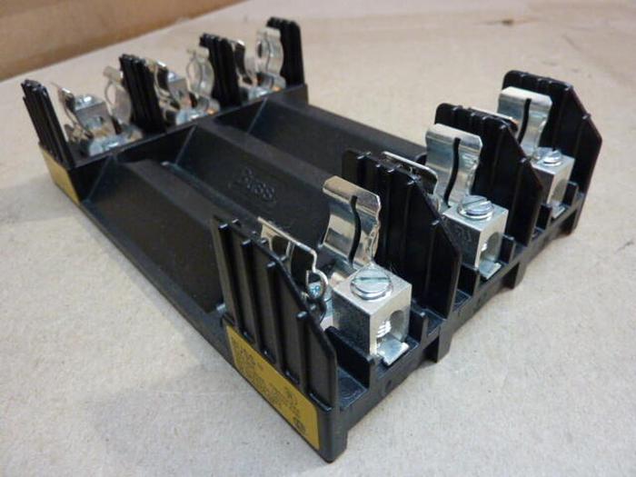 Used BUSSMANN 30 Amp Fuse Holder H60030-3C #30013