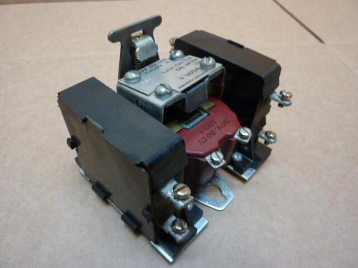 Used CUTLER HAMMER Motor Starter 9575ED4-1 #27808