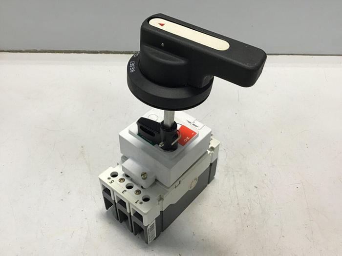 Used CUTLER HAMMER 30 Amp Circuit Breaker EGE3030FFG #135125