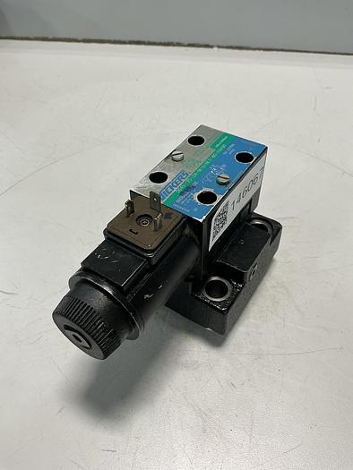 Used VICKERS DG4V-3S-2A-M-U-HL7-60-EN490
