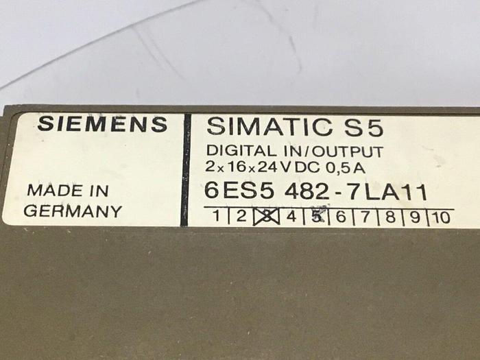 Used SIEMENS Digital I/O Module 6ES5 482-7LA11 #113138