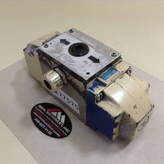 Used VICKERS Valve DG4S-5-3C-W-B-11 #77575