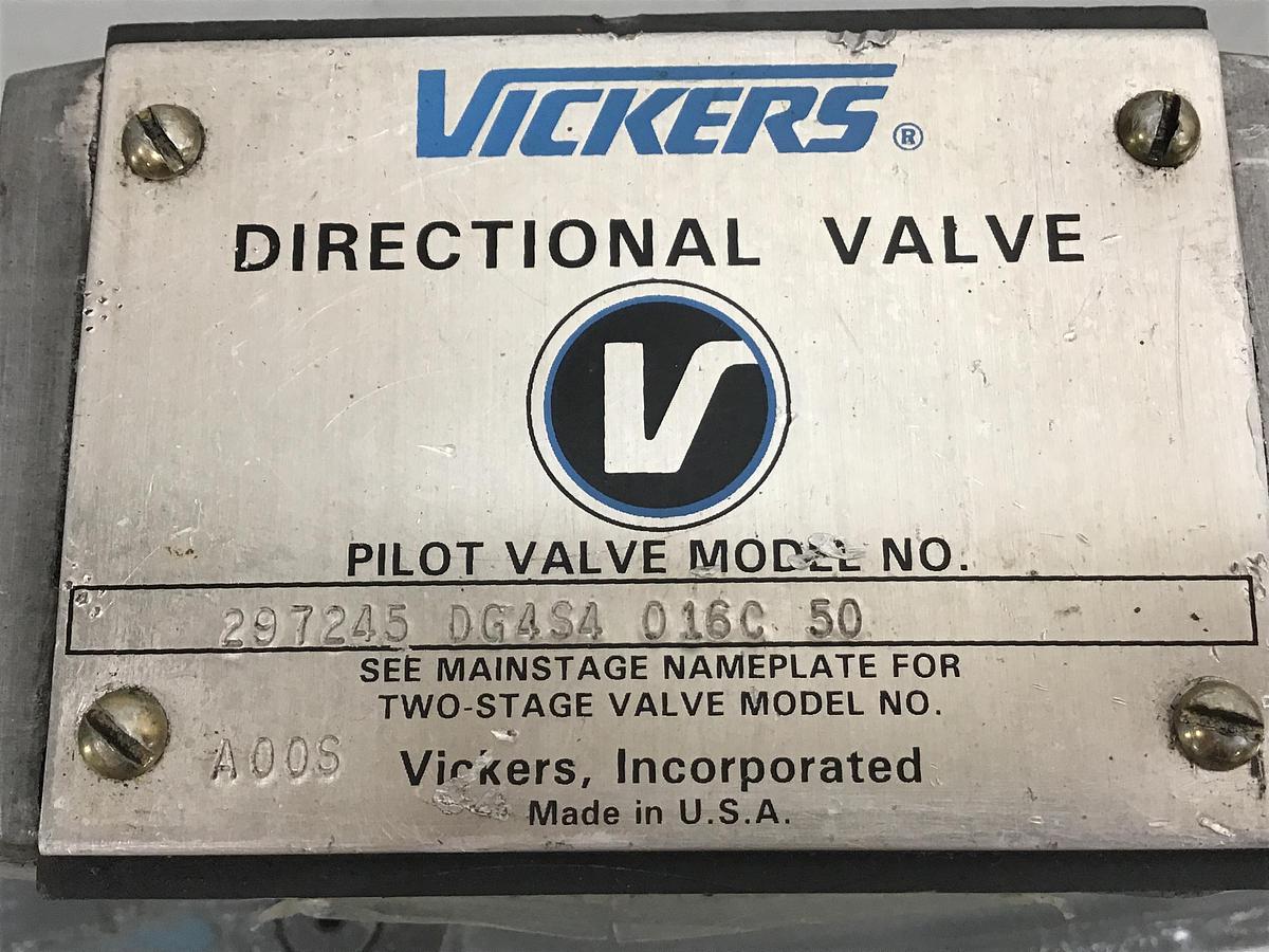 Used VICKERS DG4S4 016C 50 Directional Valve Used
