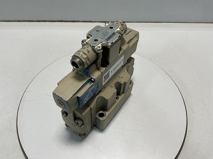 Used VICKERS DG5V-7-33C-T-PL-T-10-JA S448