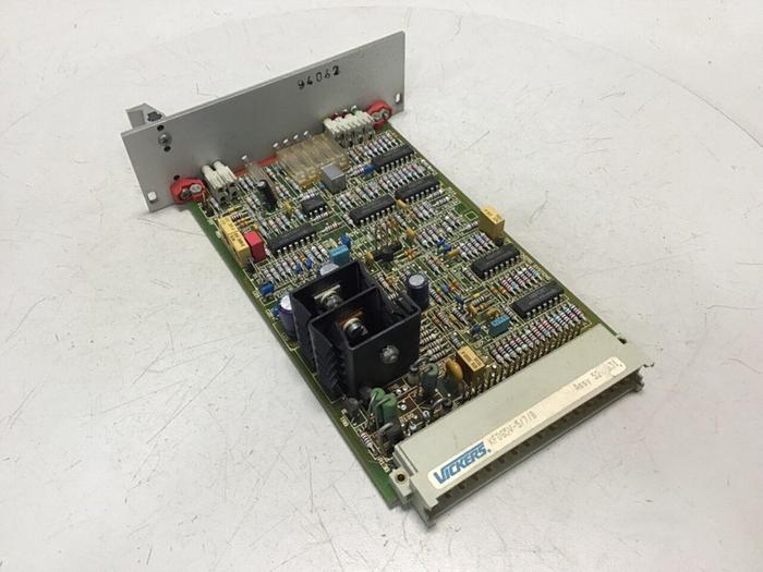 Used VICKERS Control Card EEA-PAM-561-A-12 Used