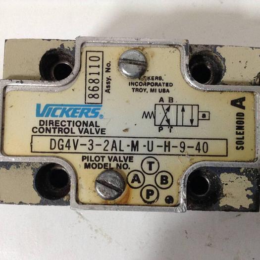 Used VICKERS Directional Control Valve DG4V32ALMUH940 #89902