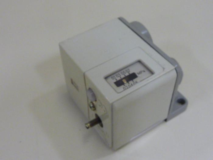 Used SMC Pressure Switch IS3100-L5 #60148