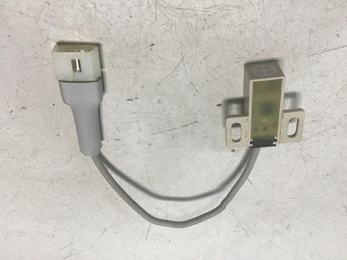 Used FUJI ELECTRIC Proximity Switch PE-B4D #128114